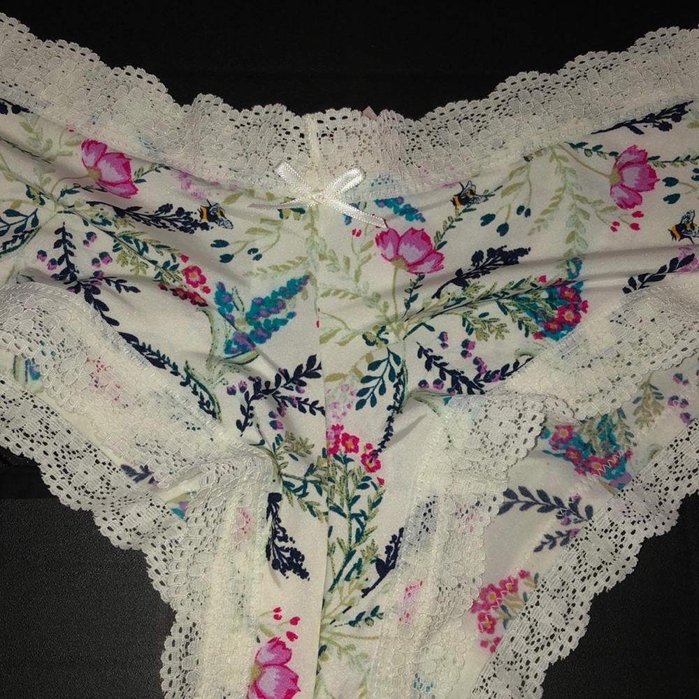 New Gap Panties